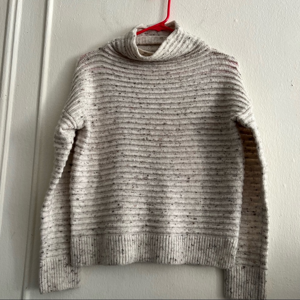 Madewell Donegal Belmont Mockneck Sweater in Coziest Yarn size XSmall - Picture 11 of 15